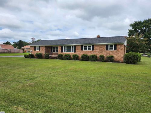 207 Lynn Ave, Laurens, SC, 29360-1628 | Card Image