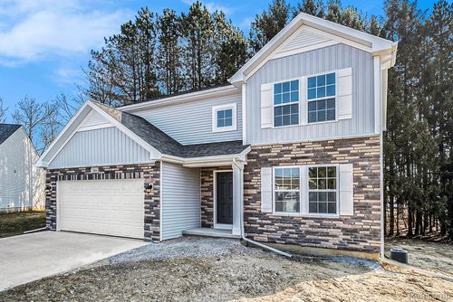 2112 Stillwater Dr, Davison, MI, 48423-2075 | Card Image