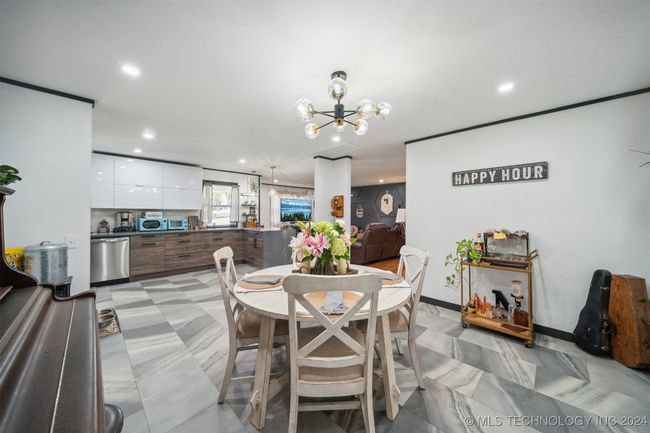 912 Henshaw Ave, House other with 4 bedrooms, 3 bathrooms and null parking in Sapulpa OK | Image 15
