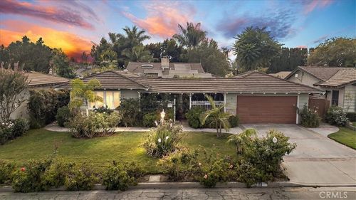12111 Nieta Dr, Garden Grove, CA, 92840-3525 | Card Image