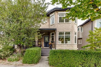 468 27 Ave Nw, Home with 4 bedrooms, 3 bathrooms and 2 parking in Calgary AB | Image 1