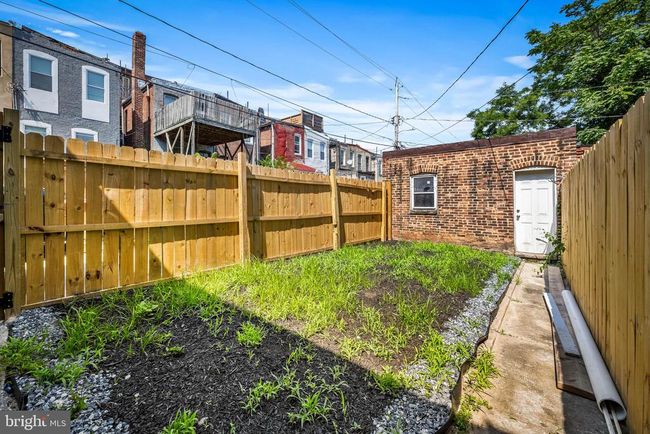 2011 Boone St, Townhouse with 4 bedrooms, 3 bathrooms and null parking in BALTIMORE MD | Image 25