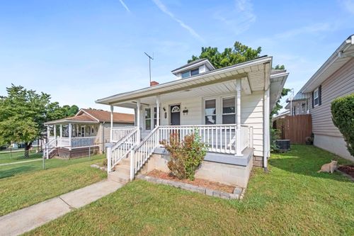 2521 Jackson Ave, Ashland, KY, 41102-6027 | Card Image