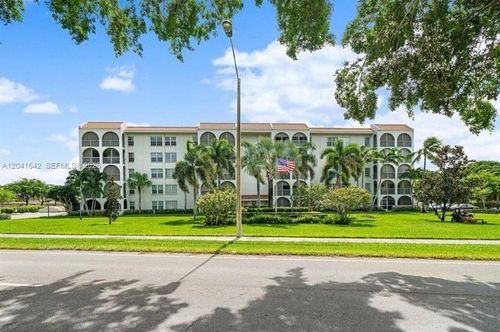 3030-250 Ne 20th St, Boca Raton, FL, 33431-8055 | Card Image