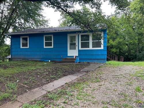 3600 Se Truman Ct, Topeka, KS, 66605-2971 | Card Image