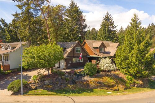 775 Southland Way, Nanaimo, BC, V9R6P4 | Card Image