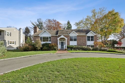 48 Woodmont Rd, Montclair, NJ, 07043-2536 | Card Image