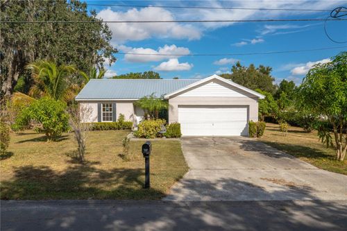 403 Se 3rd St, FORT MEADE, FL, 33841-3642 | Card Image