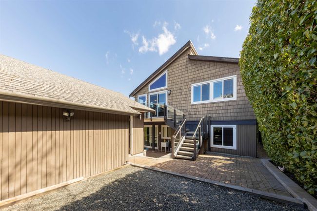 5657 Sussex Avenue, House other with 5 bedrooms, 3 bathrooms and 2 parking in Burnaby BC | Image 37