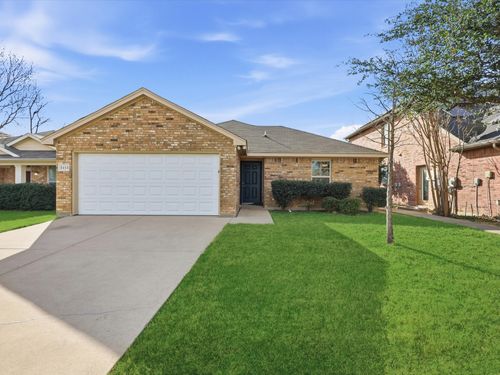 2413 Hawkwood Ct, Fort Worth, TX, 76123-1177 | Card Image