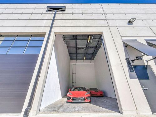 unit-1214-6500 Motor Enclave Way, TAMPA, FL, 33610-9444 | Card Image