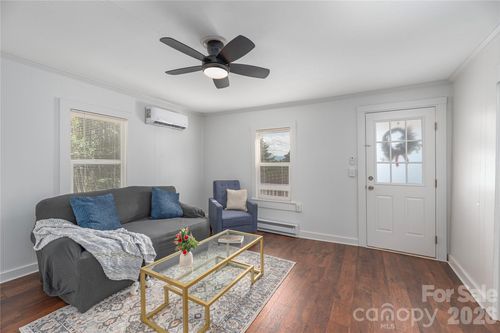 261 Star Ridge Rd, Canton, NC, 28716-4253 | Card Image