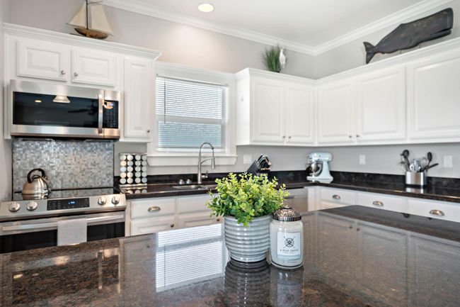 2004 Lakeview, House other with 2 bedrooms, 2 bathrooms and 6 parking in Crystal Beach TX | Image 16