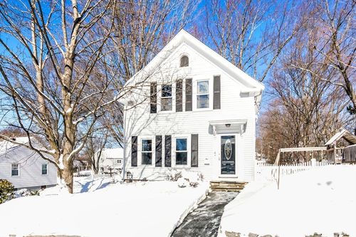 4 Garfield Ave, Stoneham, MA, 02180-4525 | Card Image