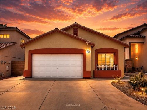 7971 Blue Brook Dr, Las Vegas, NV, 89147-4265 | Card Image