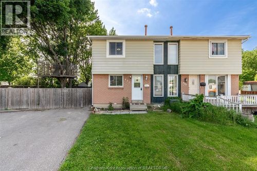431 Cardiff Pl, Sarnia, ON, N7S4C7 | Card Image