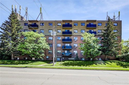 302-283 Fairway Rd N, Kitchener, ON, N2A2P1 | Card Image
