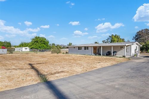 33075 Grand Ave, Winchester, CA, 92596-9599 | Card Image