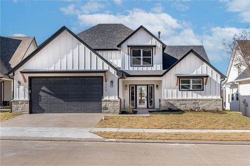304 Heather Run, Woodway, TX, 76712 | Card Image