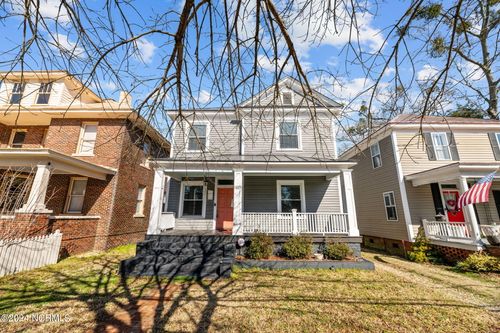 1220 National Ave, New Bern, NC, 28560-3240 | Card Image