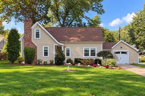 4 Beatty Ln, South Easton, MA, 02375-1026 | Card Image