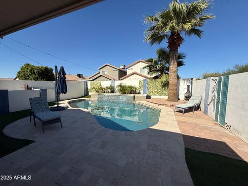 1112 W Villa Maria Dr, Phoenix, AZ, 85023-1471 | Card Image