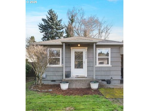 22986 Sw Main St, Sherwood, OR, 97140-6203 | Card Image