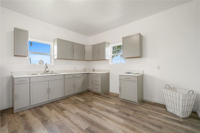 598 Business Highway 77, Home with 3 bedrooms, 2 bathrooms and null parking in Bishop TX | Image 9