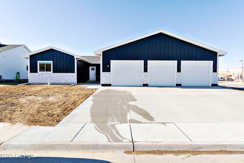 513 Layton Way, Gillette, WY, 82716-2913 | Card Image