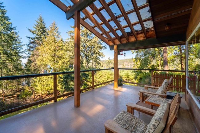 162 Spinnaker Drive, House other with 3 bedrooms, 2 bathrooms and 4 parking in Mayne Island BC | Image 9