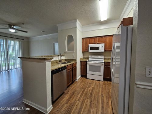 218-8550 Touchton Rd, Jacksonville, FL, 32216-1153 | Card Image