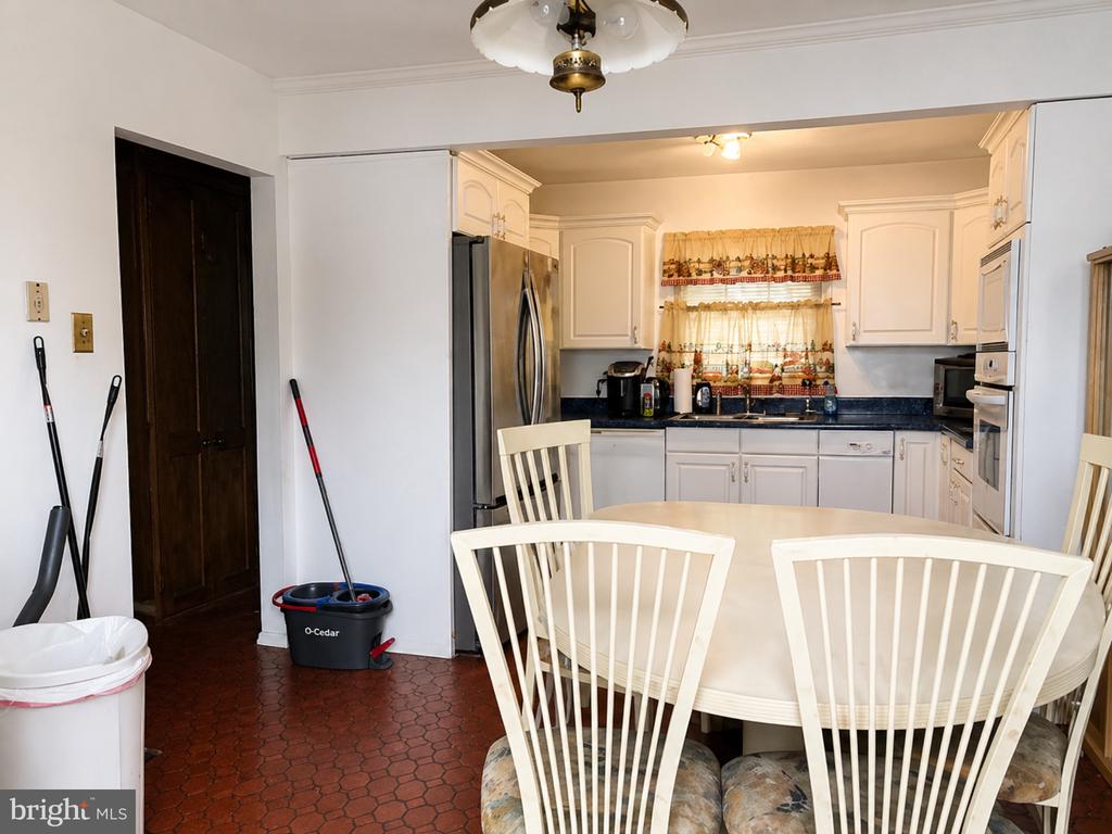 Residential in WILLINGBORO 5