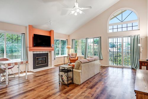 1111 Blue Quail Rd, Albuquerque, NM, 87112-6610 | Card Image