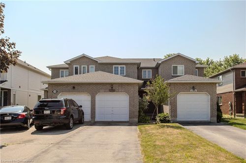 1386 Treeland St, Burlington, ON, L7R4P4 | Card Image