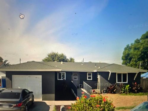 1037 Kings Rd, Escondido, CA, 92027-1234 | Card Image