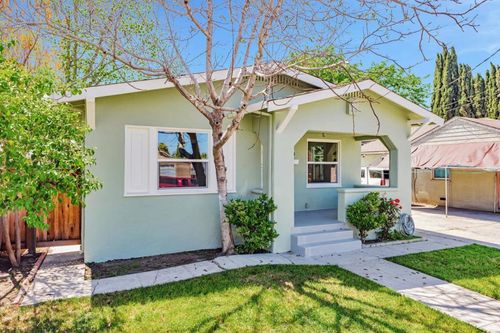 494 Madera Ave, San Jose, CA, 95112-2906 | Card Image