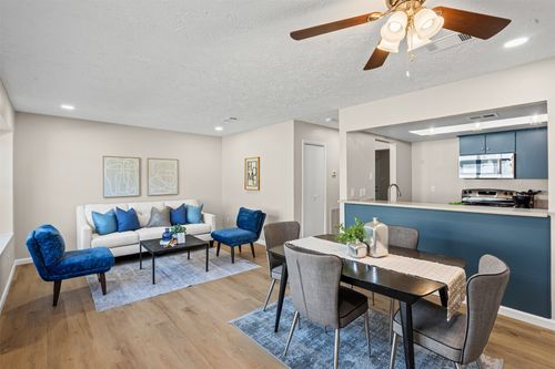 38-17 W Mountain Ln, Grand Prairie, TX, 75052-6209 | Card Image