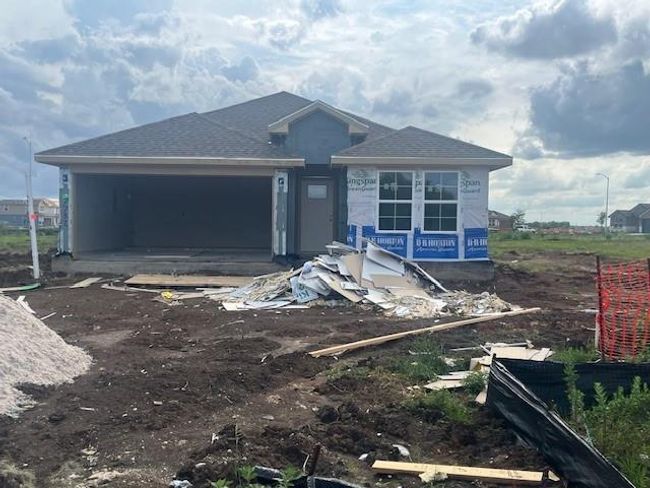 7839 Evening Emerald Drive, House other with 4 bedrooms, 2 bathrooms and 2 parking in Iowa Colony TX | Image 10