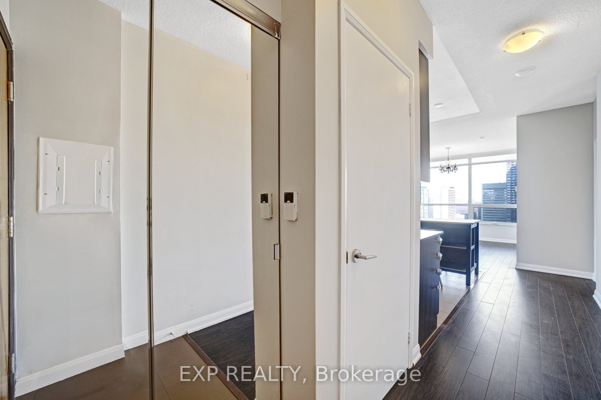 Residential Lease in Toronto C08 5