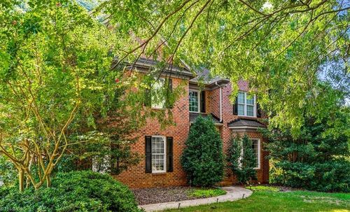 4 Windsor Castle Ct, Greensboro, NC, 27408-3171 | Card Image