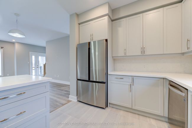 25 - 33 Jarvis St, House attached with 3 bedrooms, 3 bathrooms and 1 parking in Brantford ON | Image 16