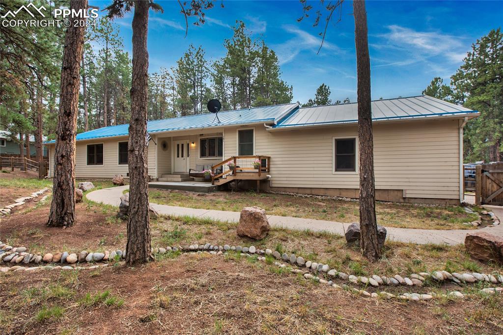 Kendora Ln, Woodland Park, CO 80863