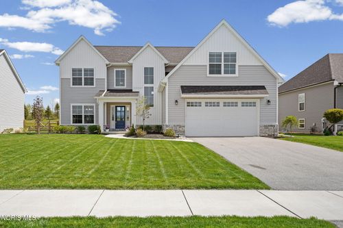 130 Barton Creek Dr, Perrysburg, OH, 43551-6812 | Card Image