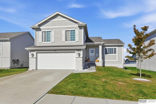 21084 Polk St, Elkhorn, NE, 68022-4091 | Card Image