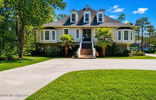 4015 Brandon James Dr, Biloxi, MS, 39532-8771 | Card Image