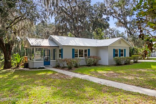 915 S 13th St, Palatka, FL, 32177-5015 | Card Image