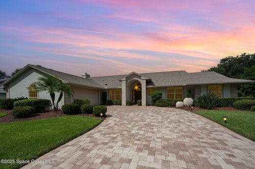 662 Rossmoor Cir, Melbourne, FL, 32940-1962 | Card Image