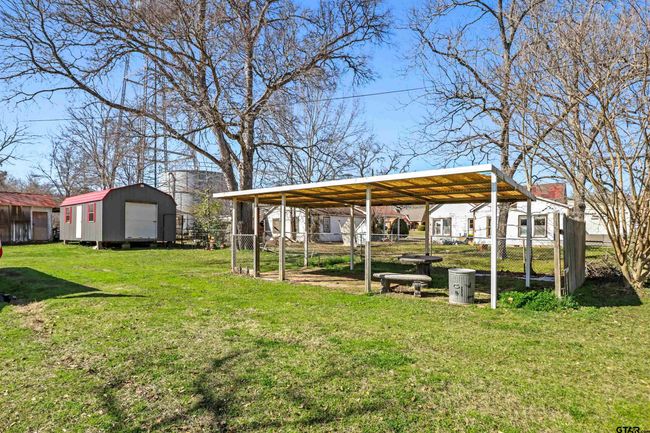 614 Maple Ave, House other with 4 bedrooms, 2 bathrooms and null parking in Cushing TX | Image 27