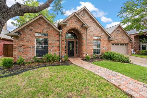 8708 Falcon View Dr, McKinney, TX, 75072-6700 | Card Image