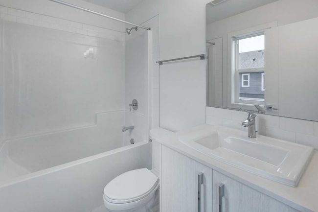 212 - 669 Savanna Blvd Ne, Home with 3 bedrooms, 2 bathrooms and 2 parking in Calgary AB | Image 20